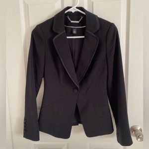 WHITE HOUSE BLACK MARKET Black Long Sleeved Blazer w/Button Detail, Size 00